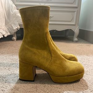Anthropologie Silent D Velvet Ankle Boots Size 39